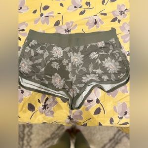 Carve Paddle Board Shorts